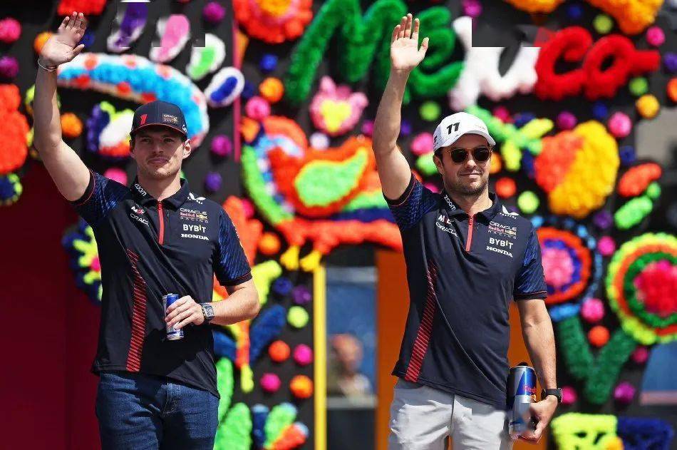 F1墨西哥大奖赛：维斯塔潘冠军 佩雷兹主场退赛插图